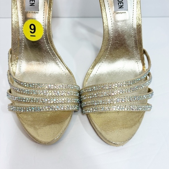 Steve Madden Gold Shiny Women Heels Size 9 Brand New No Box - Picture 7 of 8